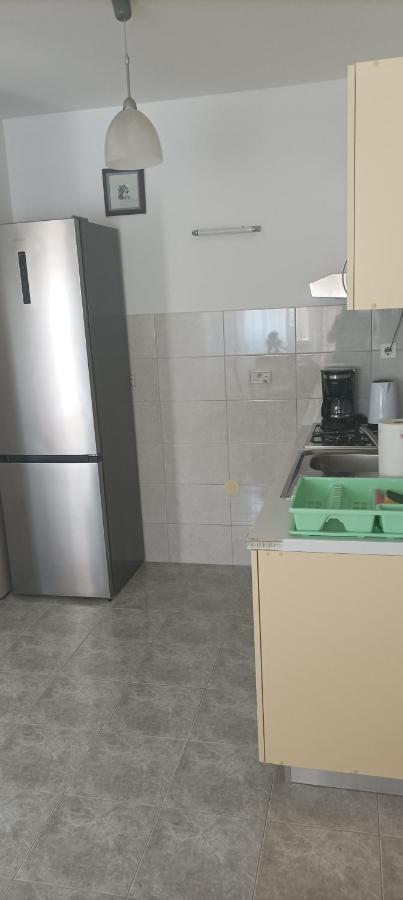 Feel Good Apartment Banjol Εξωτερικό φωτογραφία