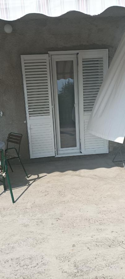 Feel Good Apartment Banjol Εξωτερικό φωτογραφία